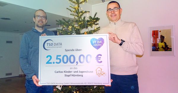 So stärken wir auch in diesem Jahr wieder eines unserer Herzensprojekte mit einer Spende von 2.500,- €, die unser Geschäftsführer Rainer Fischer sehr gerne überreicht hat.